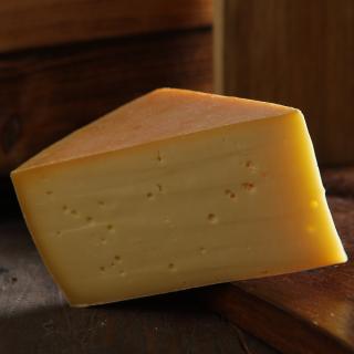 Heumilch-Raclettekäse 50 %