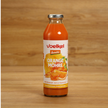 Orange Möhrensaft